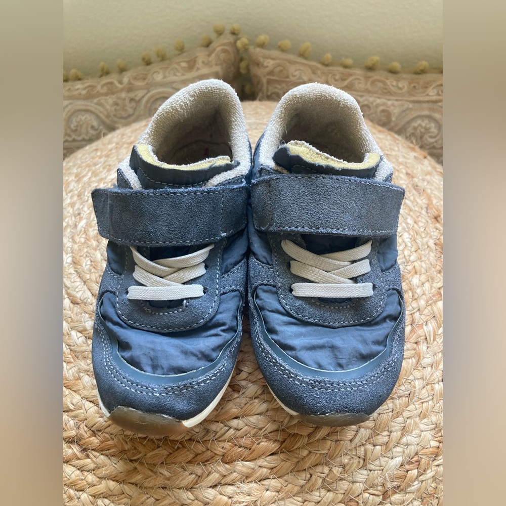 Zara Baby Boy Sneakers - EU 25